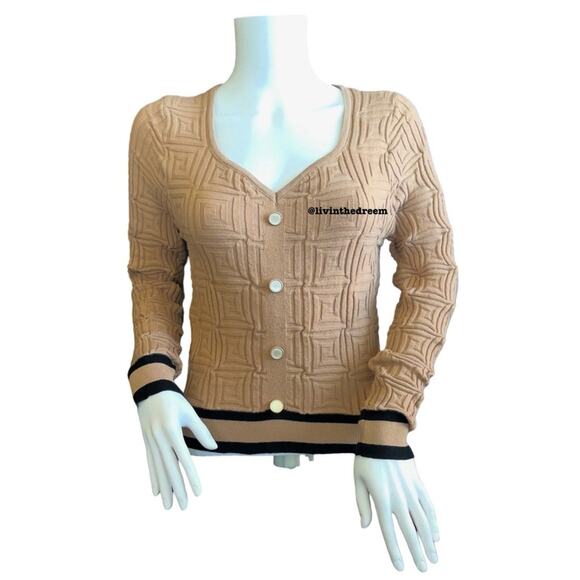 #T76 Elegant Scoop Neck Sweater Trim Long Sleeve Pearl Like Buttons SZ L $59 - Picture 5 of 14
